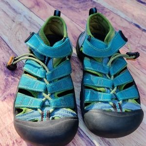 Keen Hiking Sandals size 1Y